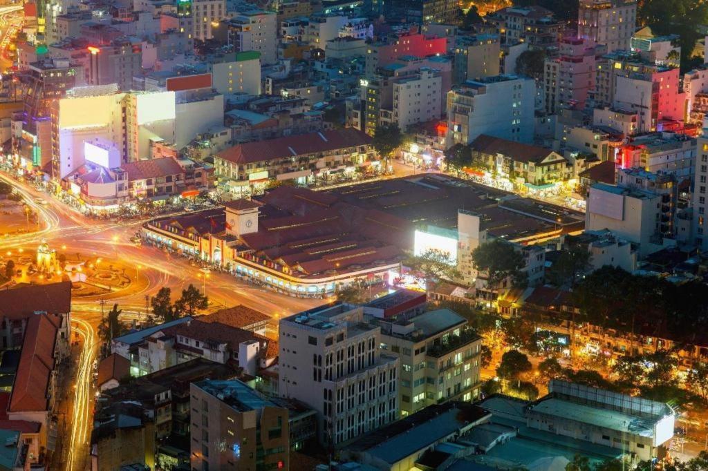 Tuan Viet Hotel Dinh Tien Hoang Хошимін Екстер'єр фото
