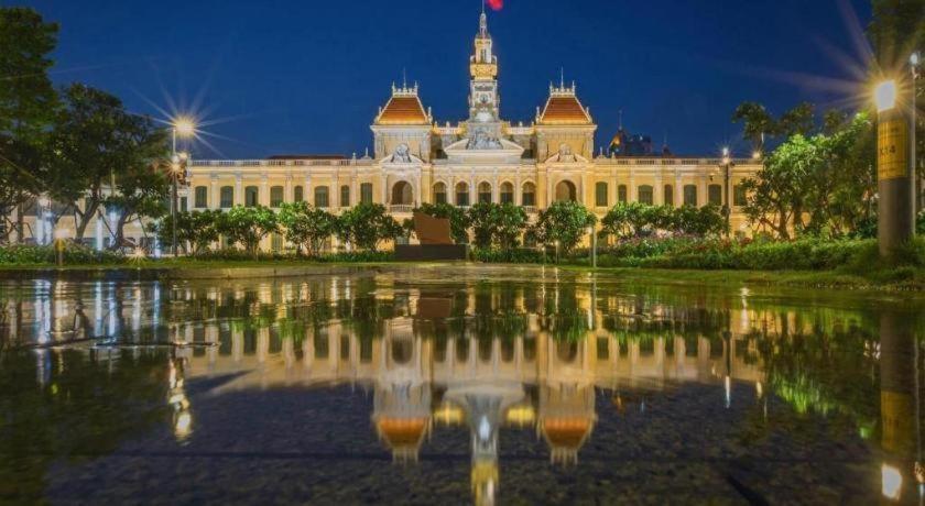 Tuan Viet Hotel Dinh Tien Hoang Хошимін Екстер'єр фото
